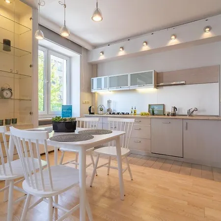 Apartament Rent Like - Szkolna 5 Warszawa